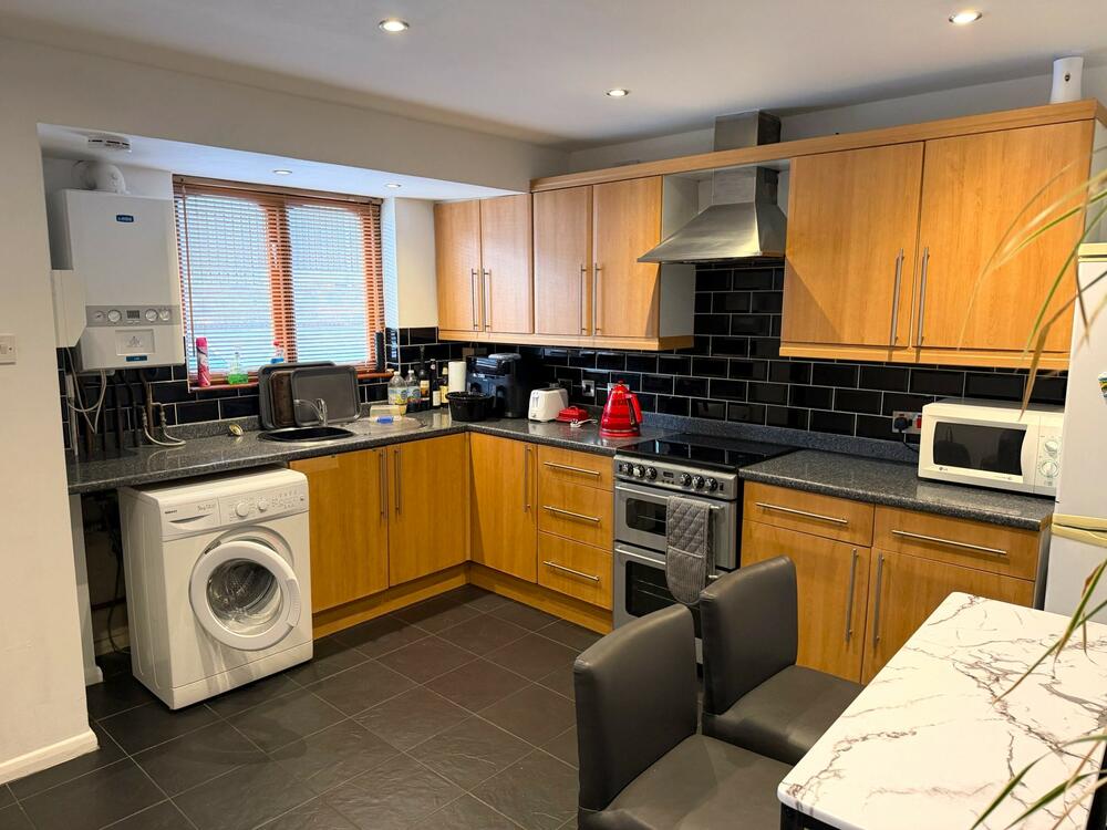 64 Derwent Close, Dronfield Property Image 2