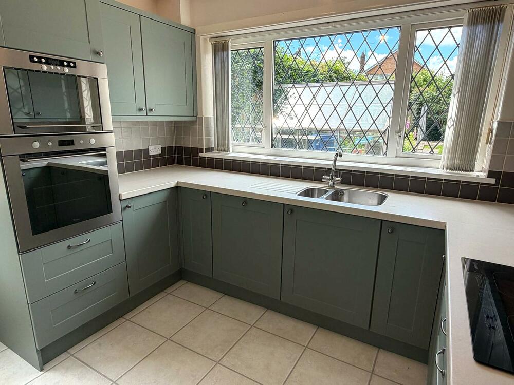 21 Carlton Road, Chesterfield Property Image 3