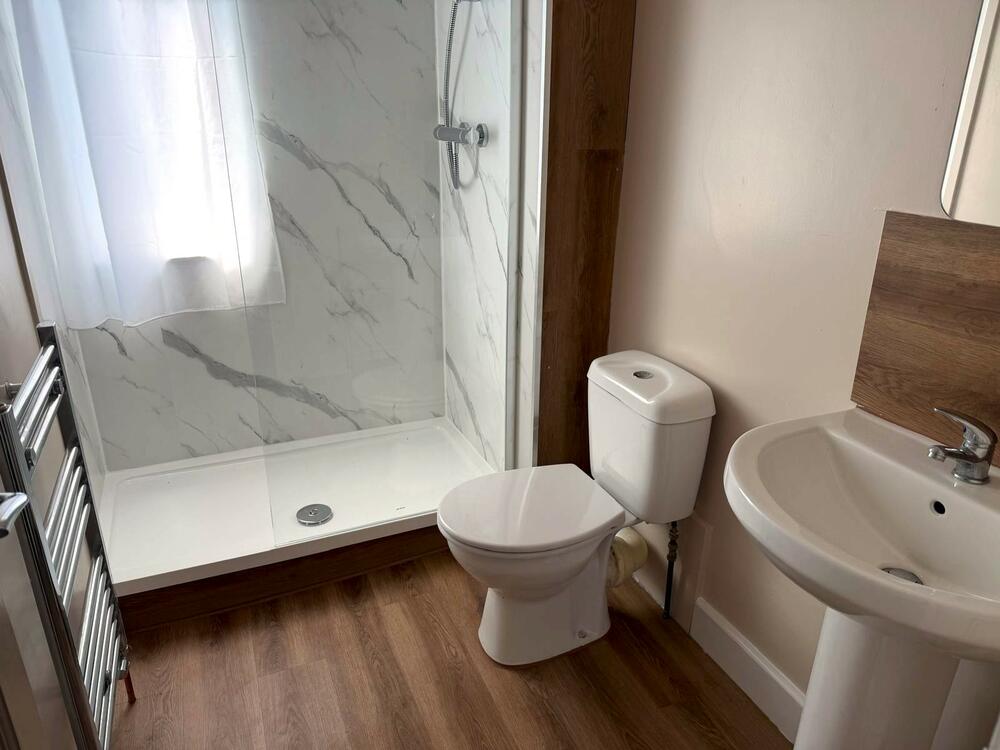 23 Cross London Street, New Whittington, Chesterfield Property Image 3