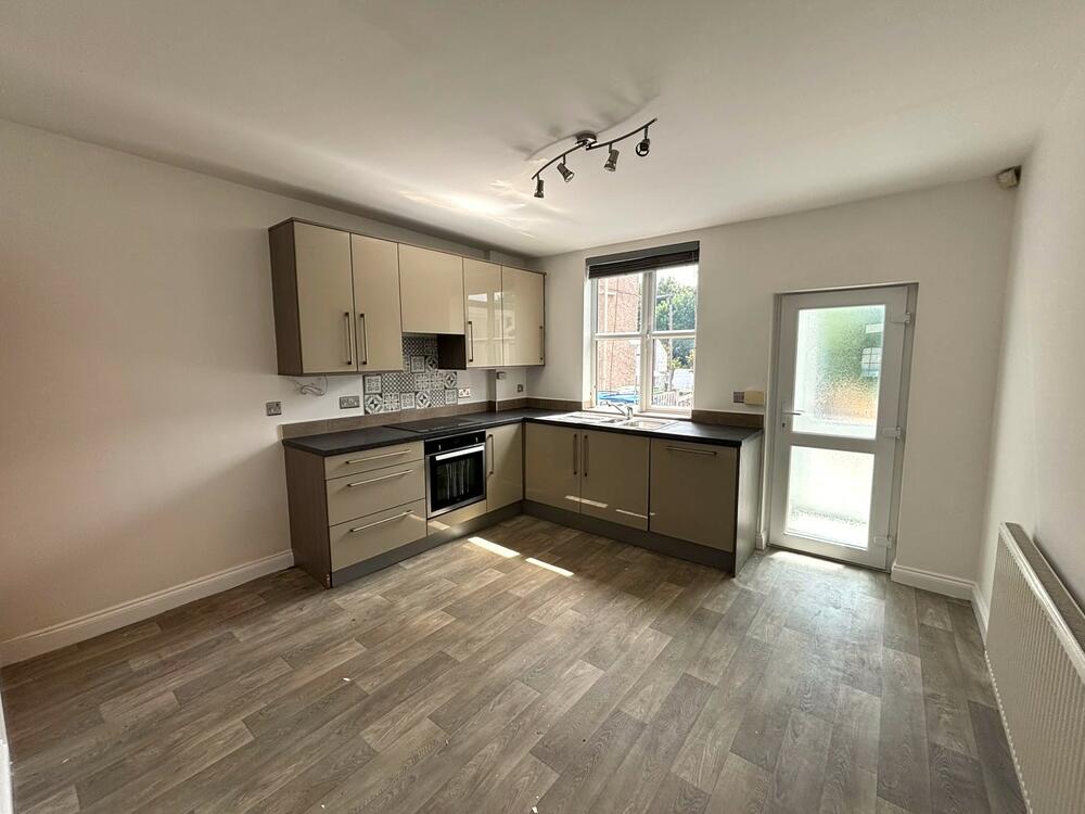 426 Chatsworth Road, Chesterfield Property Image 3