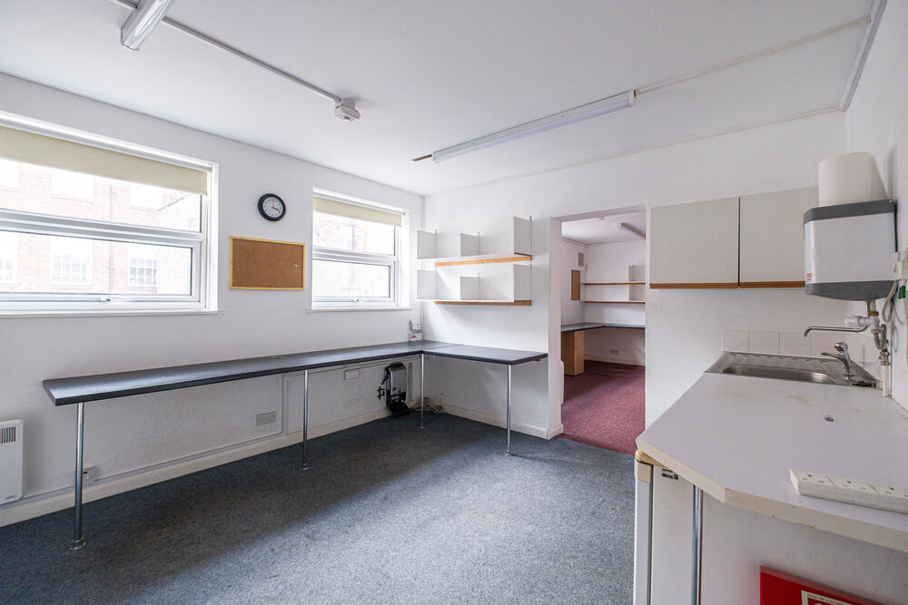 4-6 Soresby Street, Chesterfield Property Image 2