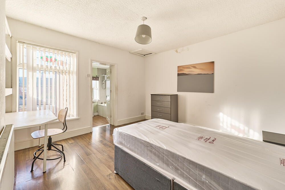 58 South Street, Crewe, Cheshire East - Auction Hammer Midlands