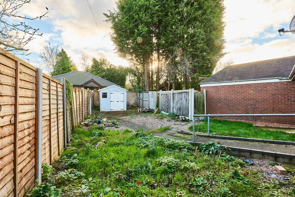 1, The Bungalow, Oak Avenue, Great Wyrley, Walsall - Auction Hammer Midlands