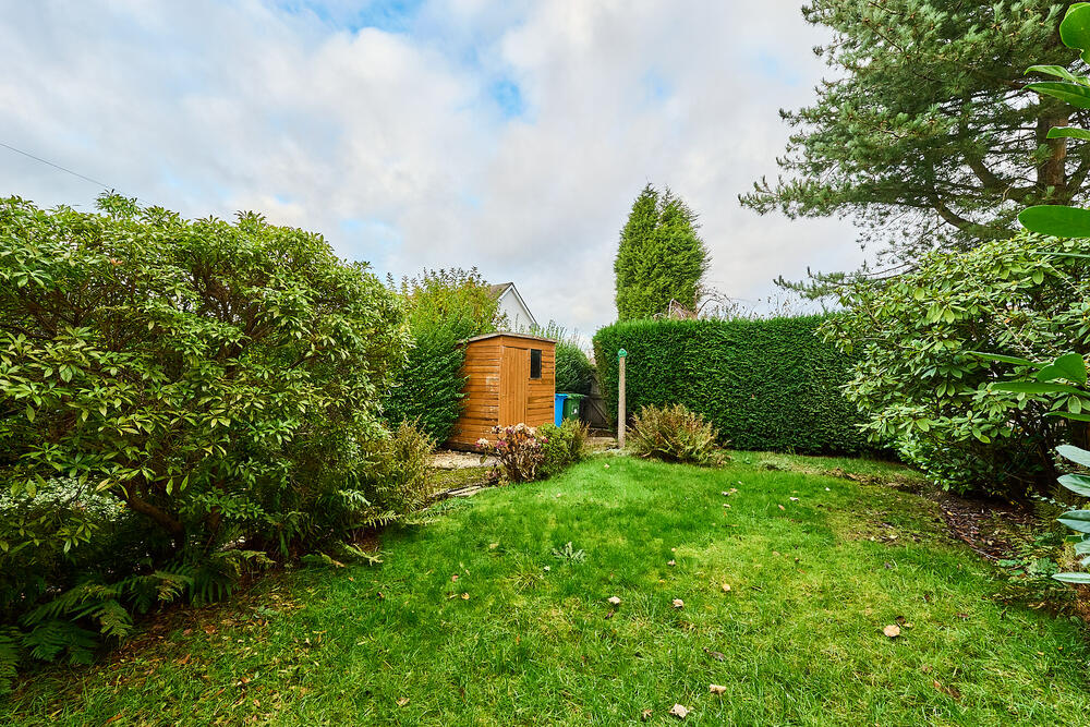 12 Woodland Drive, Cheslyn Hay, Cannock, Staffordshire WS6 7EW