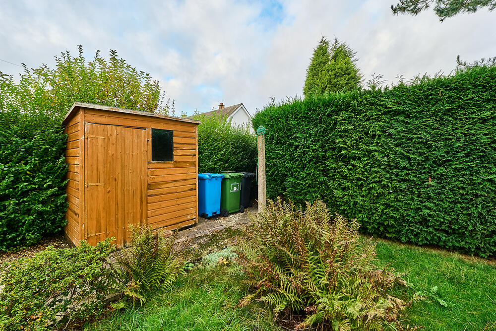 12 Woodland Drive, Cheslyn Hay, Cannock, Staffordshire WS6 7EW