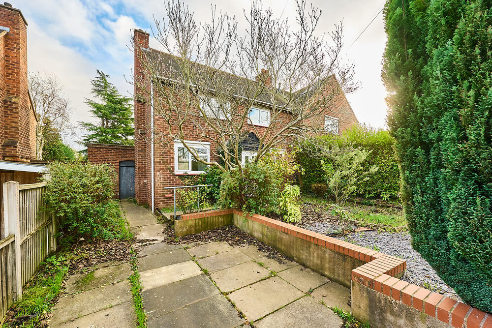 14 Bull Meadow Lane, Wombourne, Wolverhampton - Auction Hammer Midlands