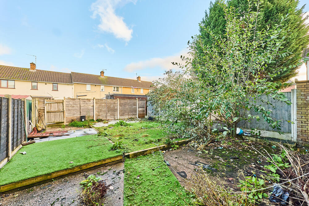 18 Hilton Road, Featherstone, Wolverhampton - Auction Hammer Midlands