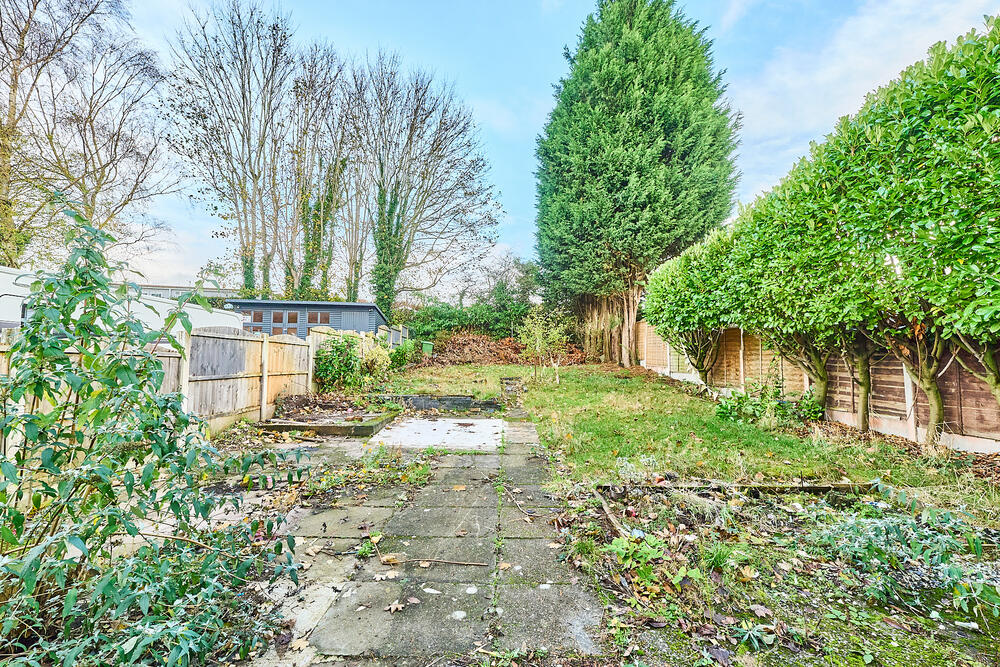 2 Heather Drive, Huntington, Cannock - Auction Hammer Midlands