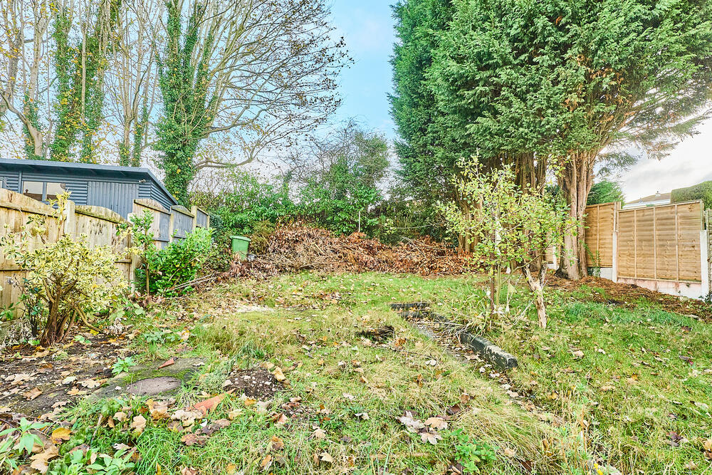 2 Heather Drive, Huntington, Cannock - Auction Hammer Midlands