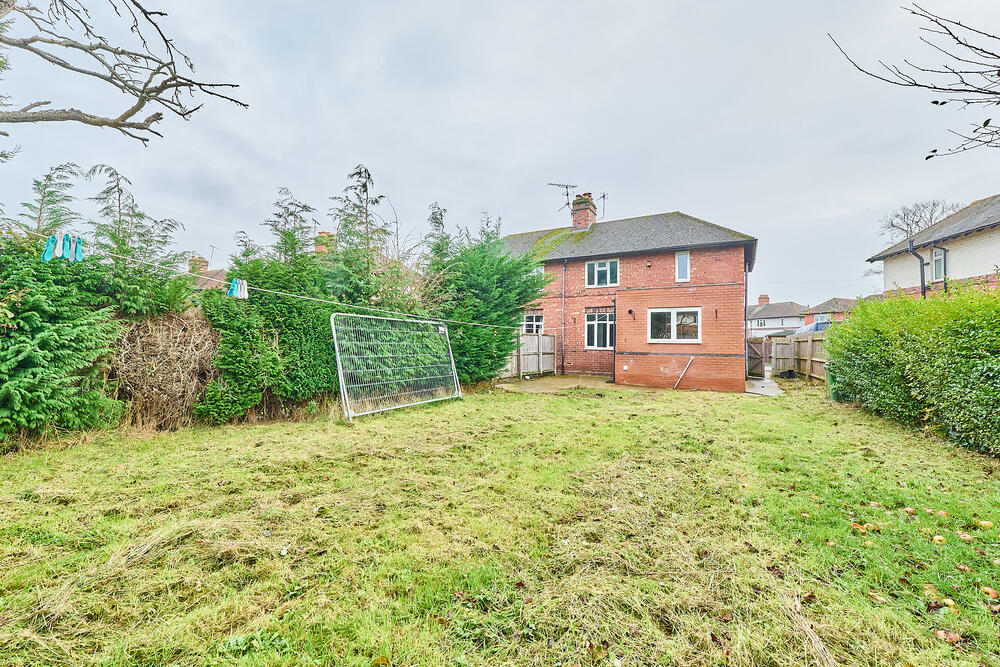 3 Crowmere Green, Monkmoor, Shrewsbury, Shropshire SY2 5HU