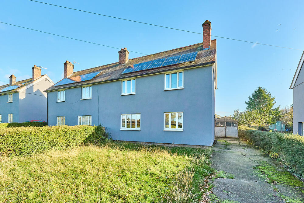 3 Heath Drive, Wattlesborough Heath, Halfway House, Shrewsbury, Shropshire SY5 9DX