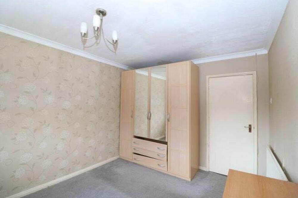 41 Langley Hall Road, Olton, Solihull, West Midlands B92 7HE