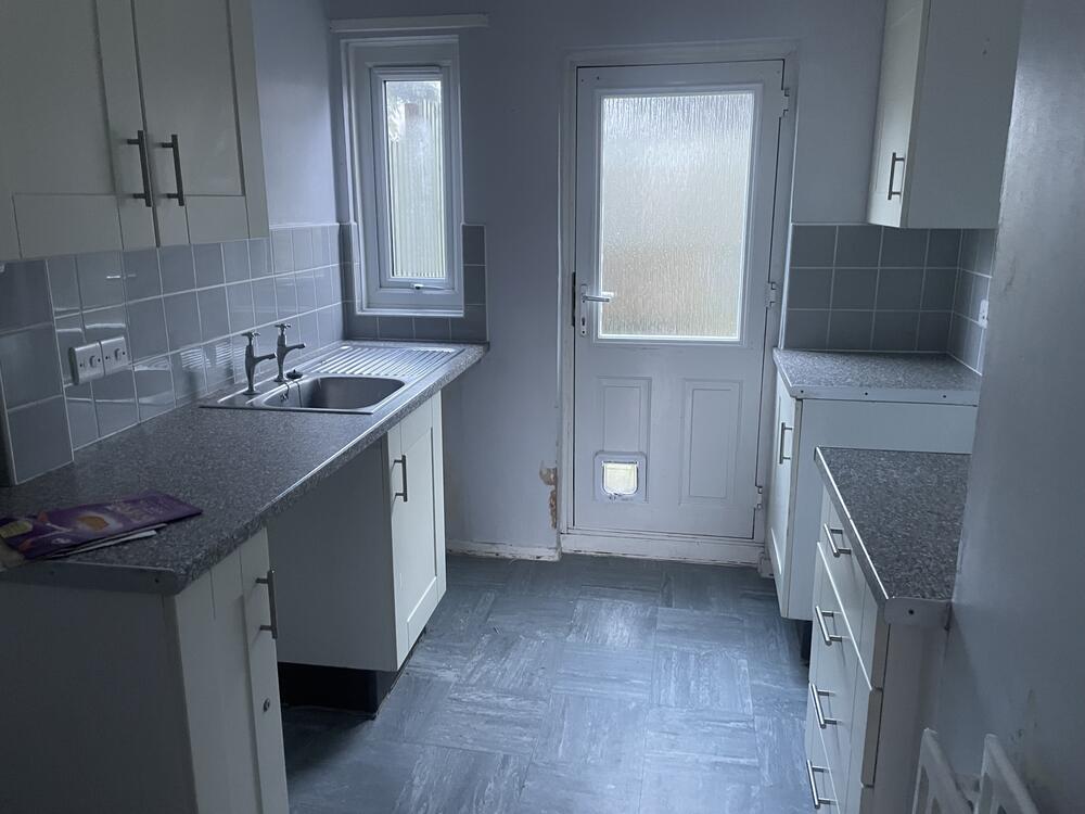 35 Gloucester Avenue, Dawley, Telford, Shropshire TF4 2HX