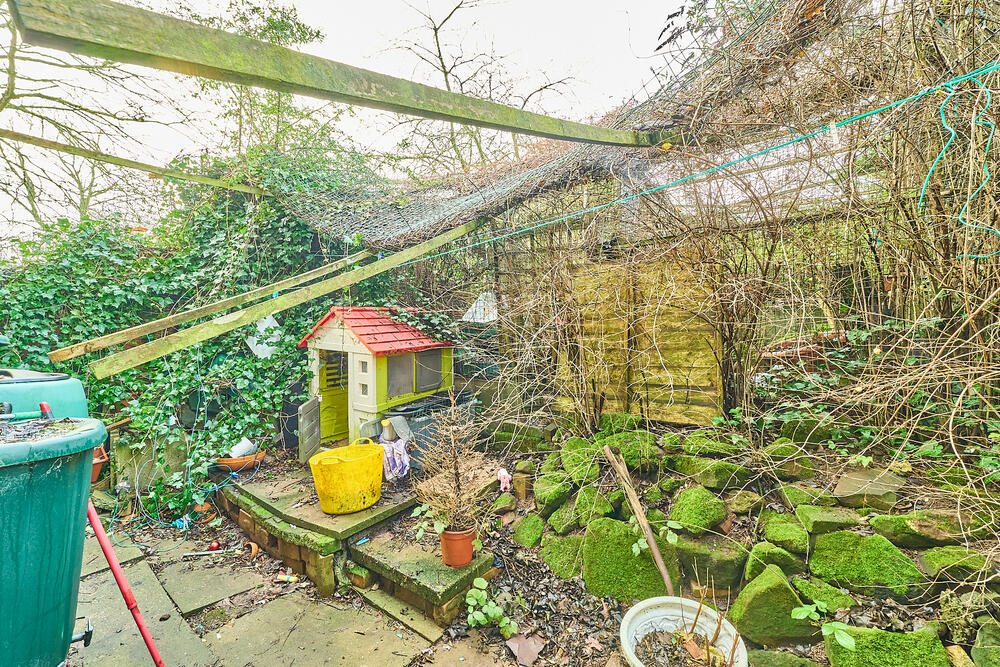 307 Burford, Brookside, Telford, Shropshire TF3 1LU