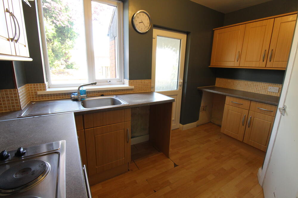 6 Dickenson Road West, Sneyd Green, Stoke-On-Trent, Staffordshire ST6 2NJ