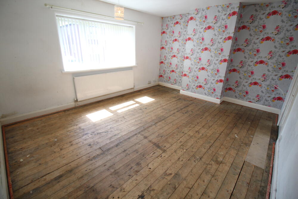 6 Dickenson Road West, Sneyd Green, Stoke-On-Trent, Staffordshire ST6 2NJ