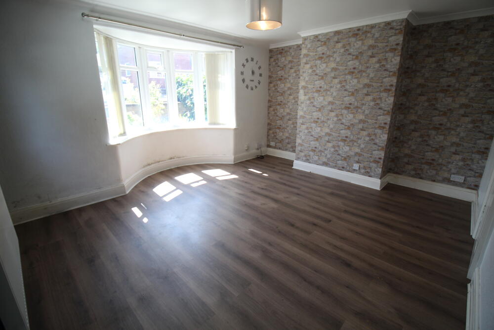 6 Dickenson Road West, Sneyd Green, Stoke-On-Trent, Staffordshire ST6 2NJ