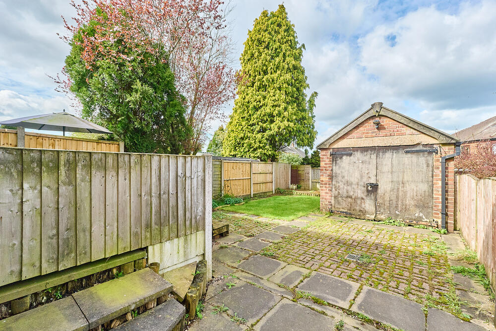6 Dickenson Road West, Sneyd Green, Stoke-On-Trent, Staffordshire ST6 2NJ
