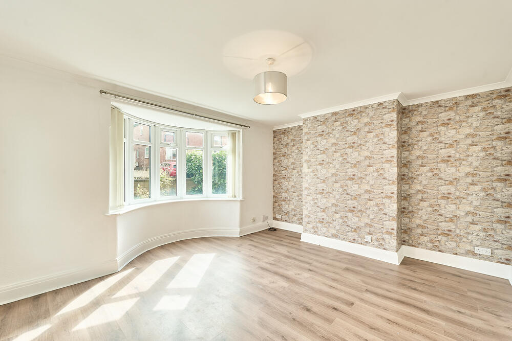 6 Dickenson Road West, Sneyd Green, Stoke-On-Trent, Staffordshire ST6 2NJ