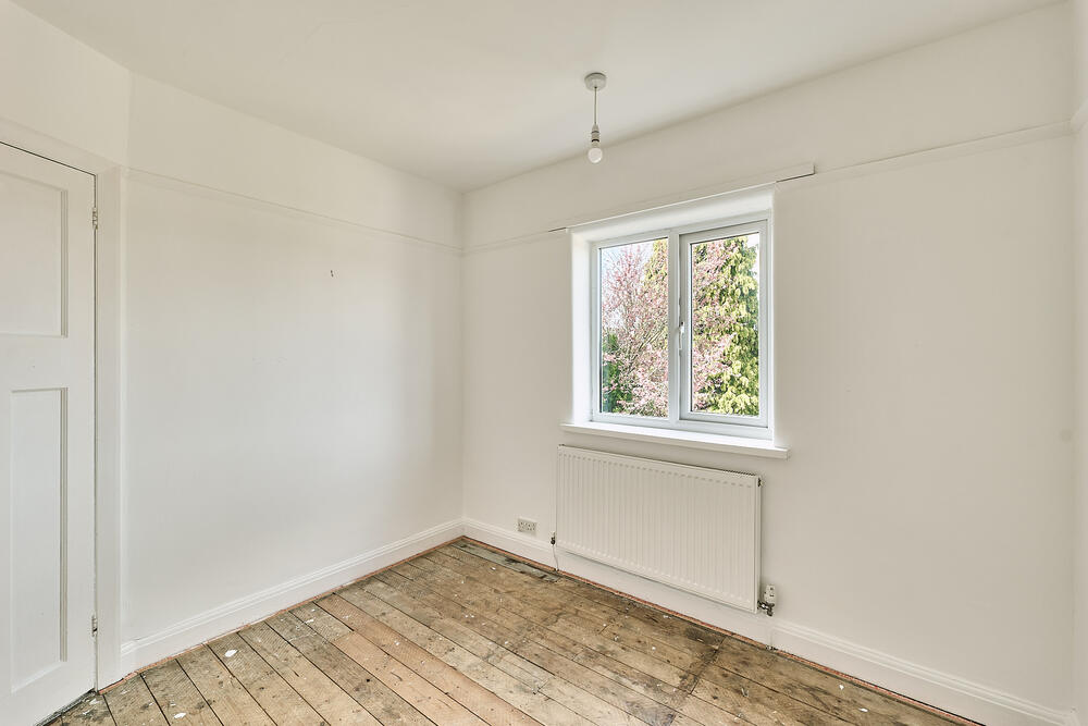 6 Dickenson Road West, Sneyd Green, Stoke-On-Trent, Staffordshire ST6 2NJ