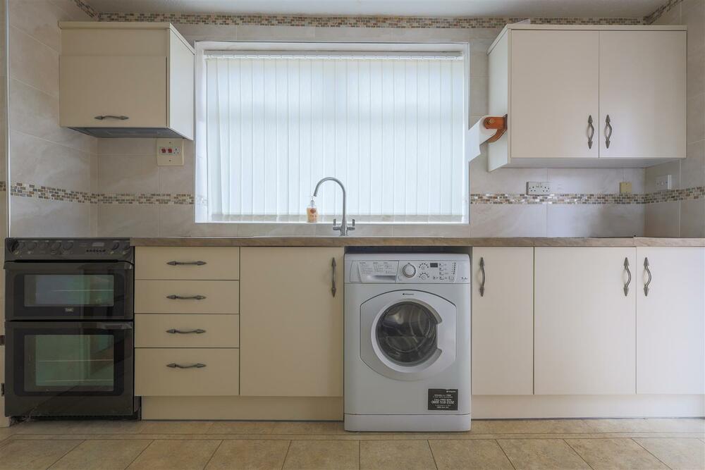 75 School Lane, Caverswall, Stoke-On-Trent, Staffordshire ST11 9EN