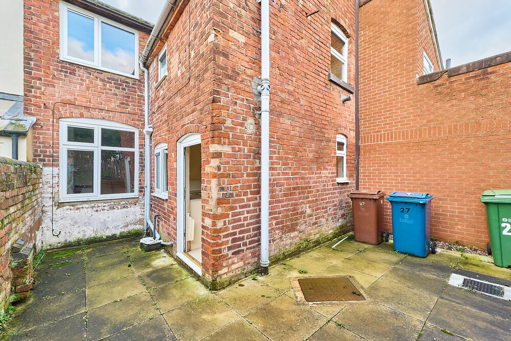 27 , Peel Terrace, Stafford, Staffordshire ST16 3HD