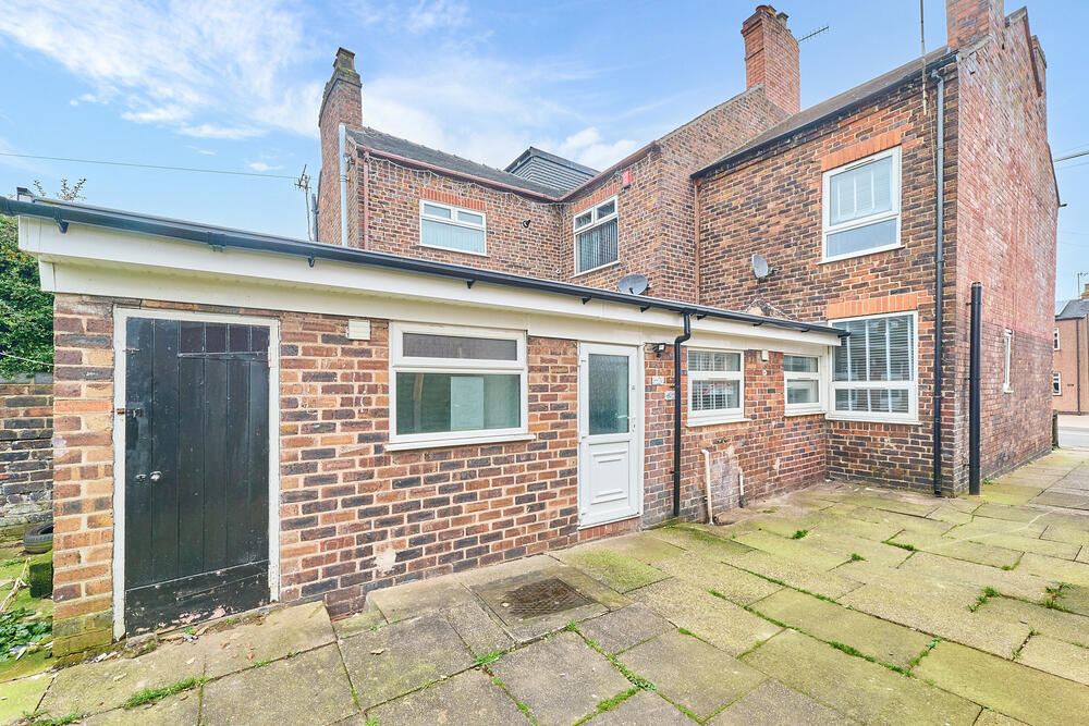 129 High Street, Silverdale, Newcastle under Lyme, Staffordshire ST5 6LR