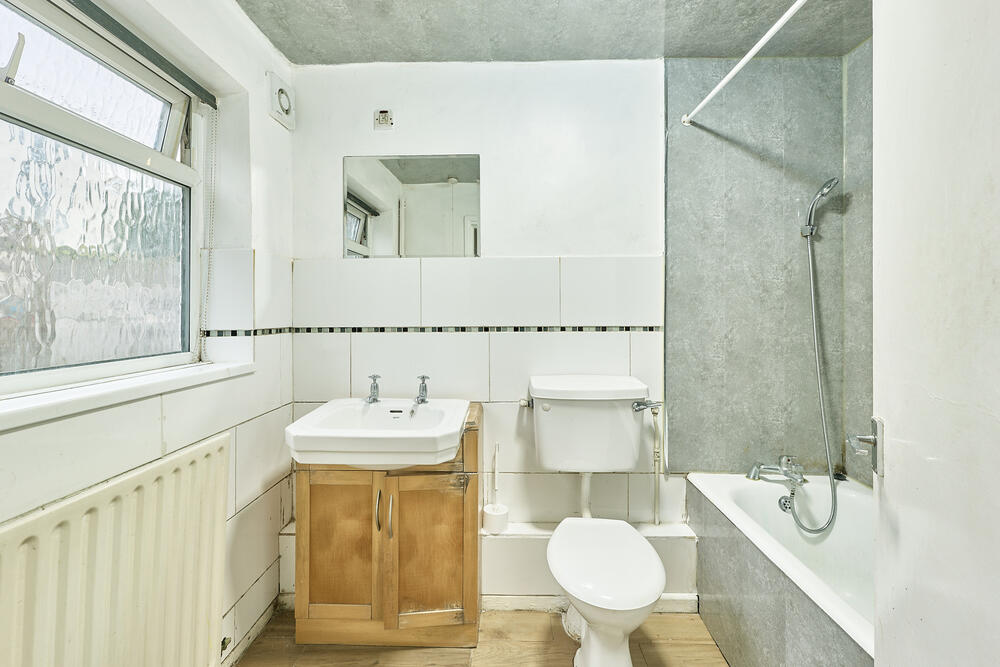 92 Baskerville Road, Hanley, Stoke-On-Trent, Staffordshire ST1 2DL