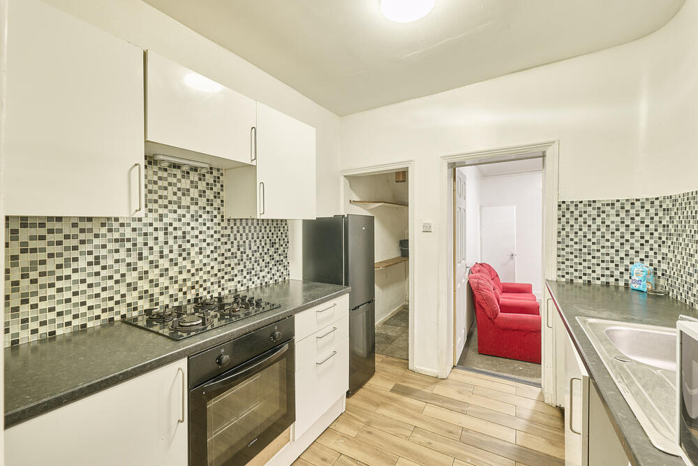 92 Baskerville Road, Hanley, Stoke-On-Trent, Staffordshire ST1 2DL