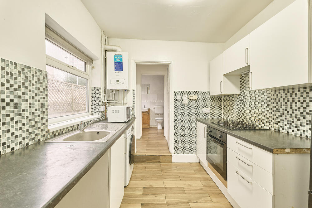 92 Baskerville Road, Hanley, Stoke-On-Trent, Staffordshire ST1 2DL