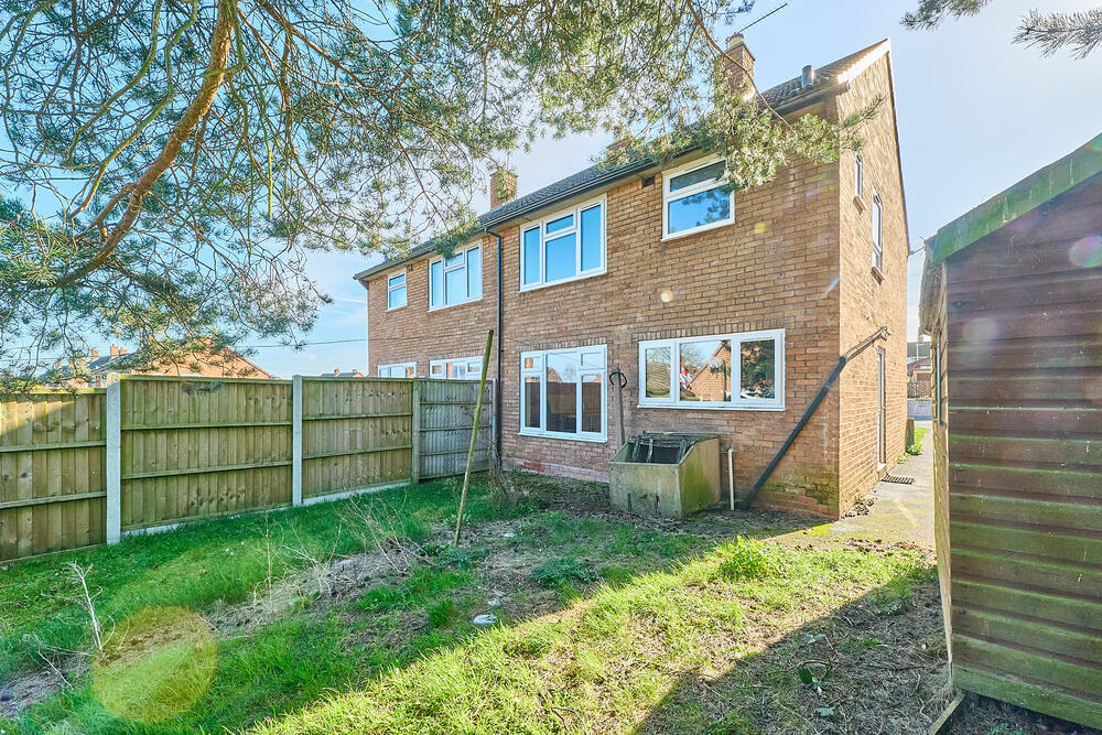 100 Pool Meadow, Hadley, Telford, Shropshire TF1 5RP