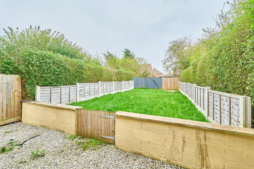 9 Gloucester Avenue, Dawley, Telford, Shropshire TF4 2HU