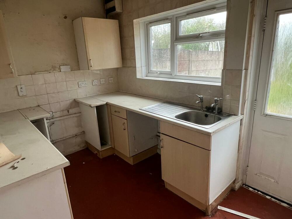 71 Field Crescent, Sundorne, Shrewsbury, Shropshire SY1 4PG