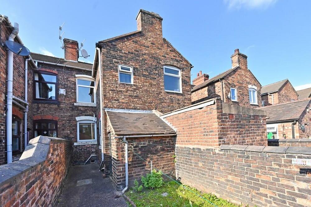 19 Salisbury Street, Tunstall, Stoke-On-Trent, Staffordshire ST6 6BS