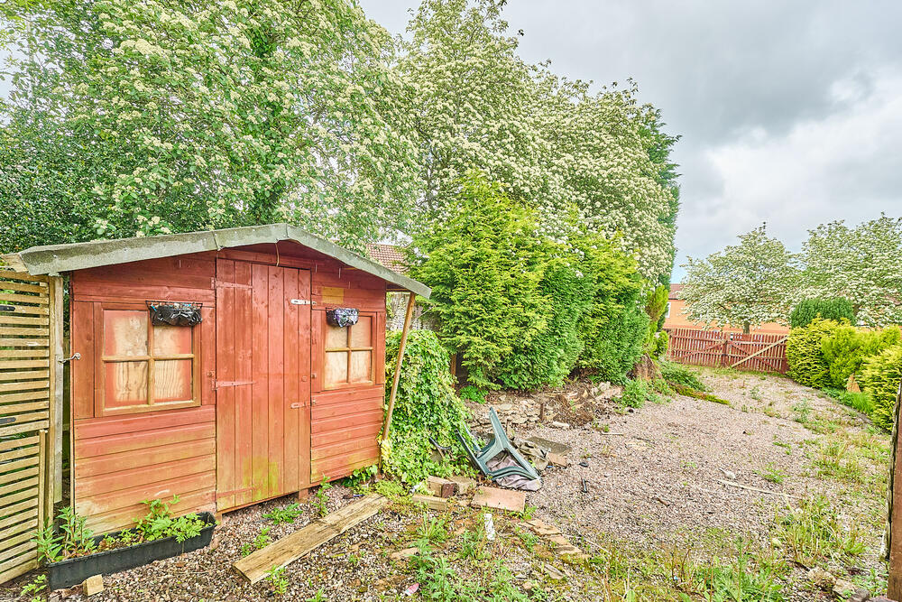 9 Maurice Lee Avenue, Oakengates, Telford, Shropshire TF2 6HE