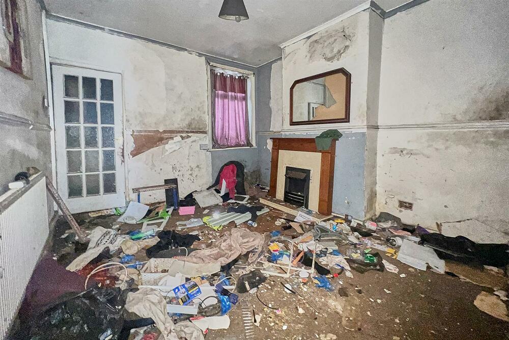 51 Dartmouth Street, Burslem, Stoke on Trent, Staffordshire ST6 1HD